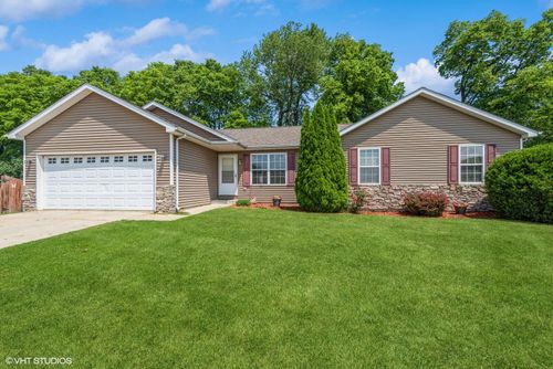 401 Samantha Dr, Westville, IN, 46391-9204 | Card Image
