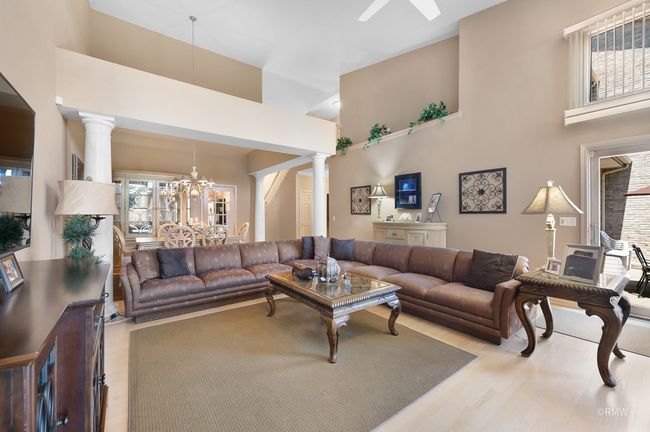 347 Saint Andrews Dr, Townhouse with 3 bedrooms, 4 bathrooms and 7 parking in Wood Dale IL | Image 18