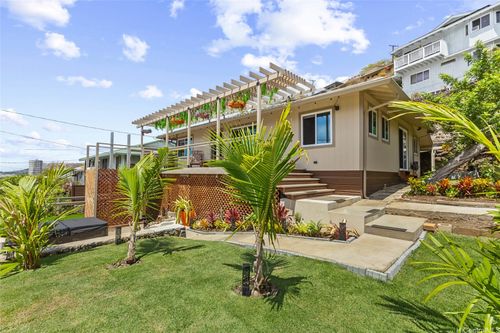 1358 Makaikoa St, Honolulu, HI, 96821-1152 | Card Image