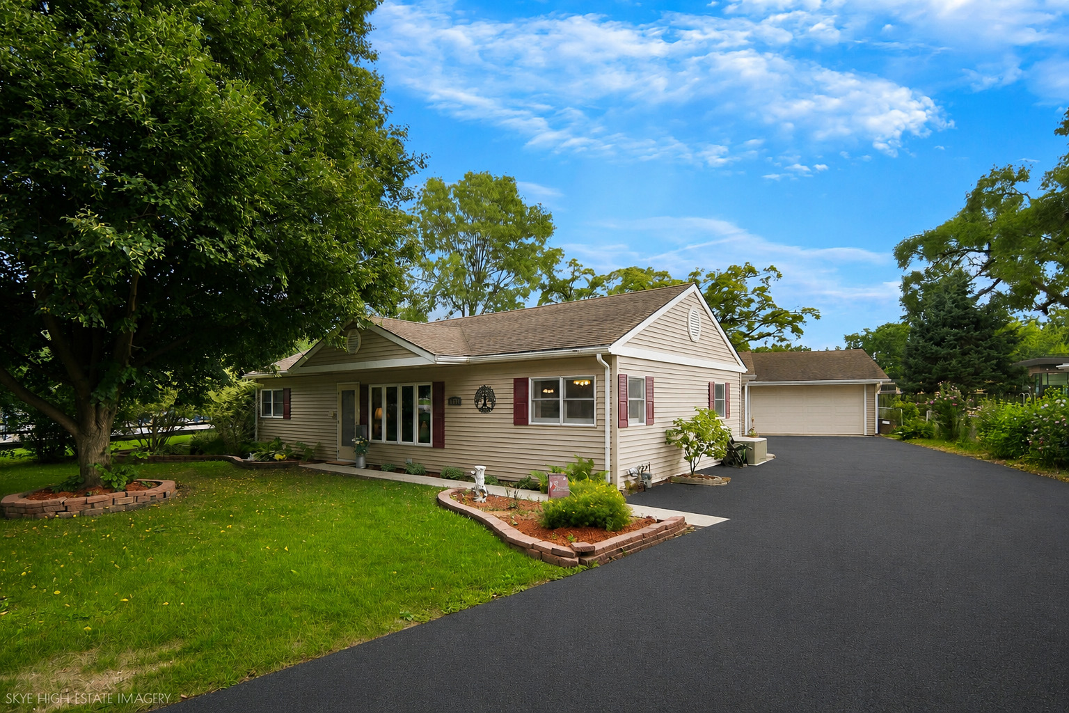 Residential in Worth 3