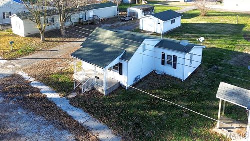 150 Maple St, Carrollton, IL, 62016-1335 | Card Image