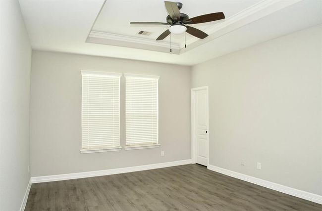8110 Running Brook Ln, House other with 3 bedrooms, 2 bathrooms and 2 parking in Richmond TX | Image 7