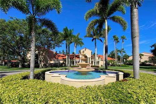 107-1650 N 42nd Cir, Vero Beach, FL, 32967-8116 | Card Image
