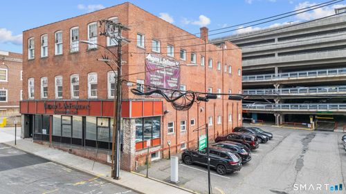 101-61 Field St, Waterbury, CT, 06702-1907 | Card Image