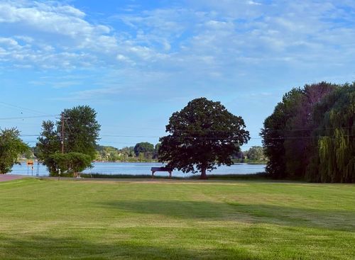 563 Bridge Rd, North Hero, VT, 05474-9598 | Card Image