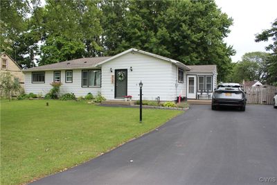 6734 Old Collamer Road, House other with 4 bedrooms, 2 bathrooms and null parking in Dewitt NY | Image 3