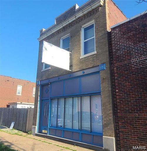 2836 Chippewa St, Saint Louis, MO, 63118-3829 | Card Image