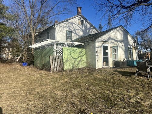 143 W Waukesha Road, Eagle, WI, 53119 | Card Image