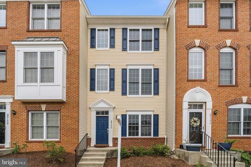 25154 Monteith Ter, South Riding, VA, 20152-6706 | Card Image