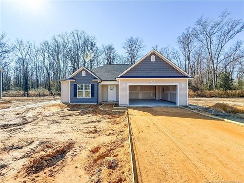 105 Crusher Ln, Parkton, NC, 28371-3101 | Card Image