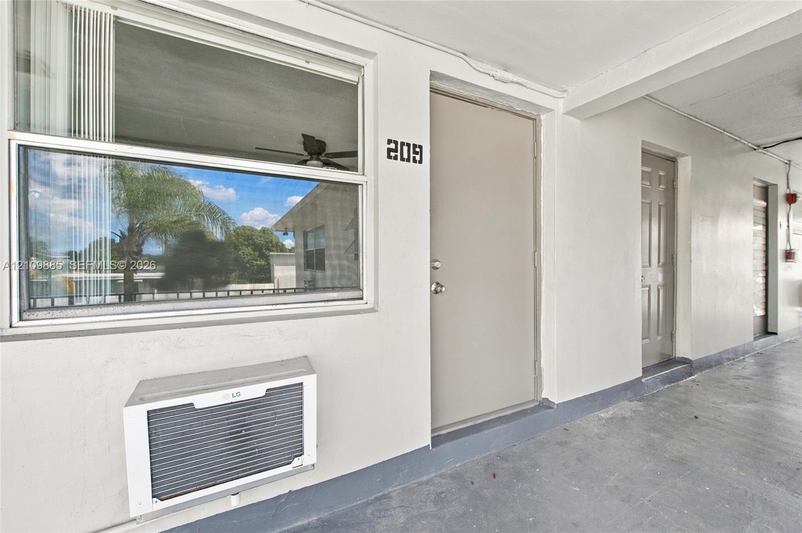Residential Lease in Pembroke Pines 4