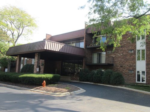 apt-236-1053 W Ogden Ave, Naperville, IL, 60563-2933 | Card Image