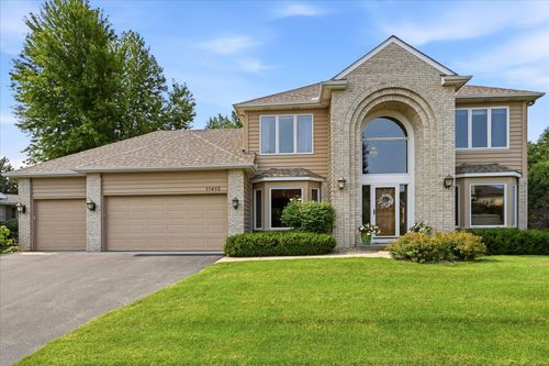11412 Louisiana Ave S, Bloomington, MN, 55438-2825 | Card Image
