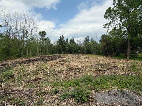 LOT Pine Street, North Glengarry, ON, K0C1T0 | Card Image
