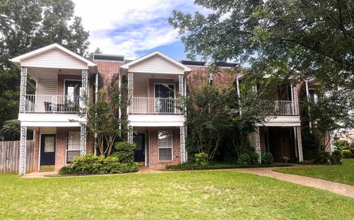 6131 Summerhill Pl, Texarkana, TX, 75503-1549 | Card Image