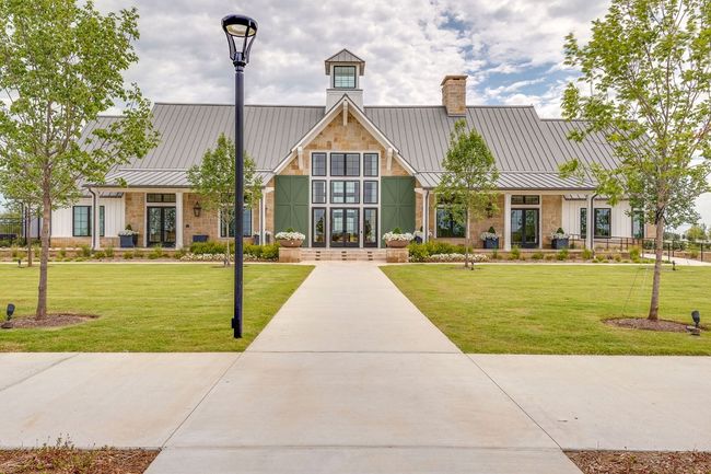 1038 Bluebell Ln, House other with 4 bedrooms, 3 bathrooms and null parking in Aubrey TX | Image 4