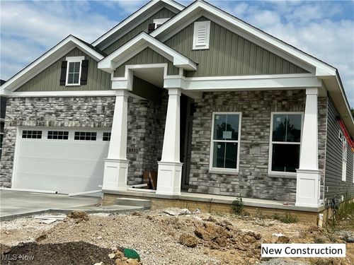 8932 Camden Rd Nw, Massillon, OH, 44646-7528 | Card Image