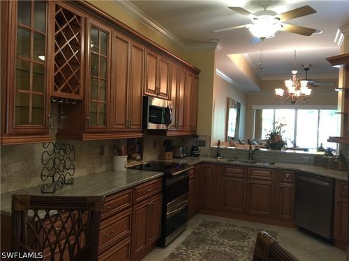 2-7943 Haven Dr, NAPLES, FL, 34104-5979 | Card Image