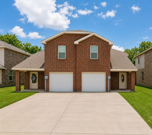 907 Parkplace Rdg, Princeton, TX, 75407-6766 | Card Image