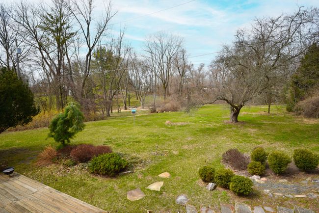gorgeous view of yard from balcony | Image 20