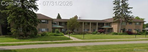 56-2245 Walton Blvd, Rochester Hills, MI, 48309-1429 | Card Image