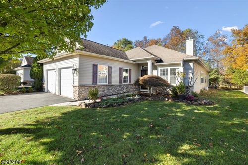 29 Daulton Dr, Somerset, NJ, 08873-6045 | Card Image