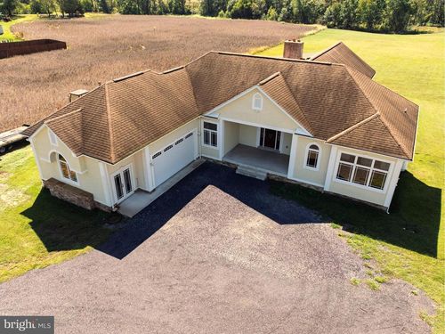 5618 W Hoover Rd, REVA, VA, 22735-3540 | Card Image