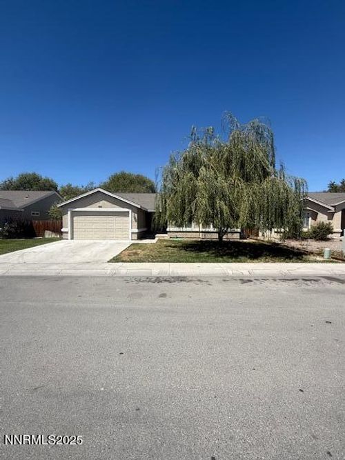667 Keppel St, Fallon, NV, 89406-5493 | Card Image