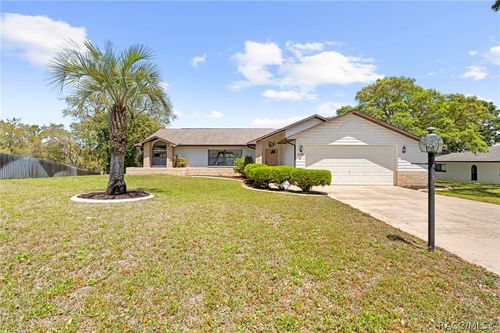 4488 Bluewater Avenue, SPRING HILL, FL, 34606 | Card Image
