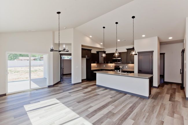 2877 Rock Creek Dr, House other with 4 bedrooms, 2 bathrooms and null parking in Grand Junction CO | Image 10