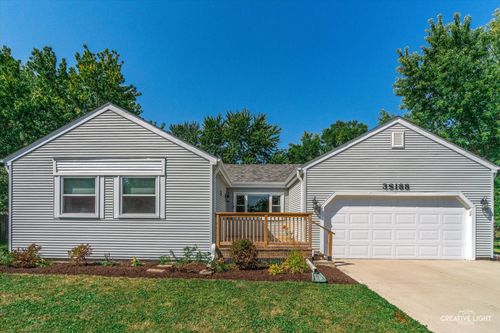 3S188 Harvest Ct, Warrenville, IL, 60555-1519 | Card Image