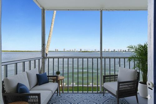203-100 Doolen Ct, North Palm Beach, FL, 33408-5682 | Card Image