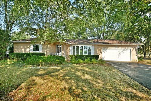 5124 Sodom Hutchings Rd, Farmdale, OH, 44417-9711 | Card Image