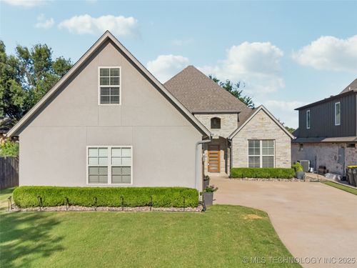 11427 S Ash St, Jenks, OK, 74037-3237 | Card Image