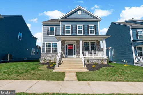 184 Silverleaf Dr, CHARLES TOWN, WV, 25414-4459 | Card Image