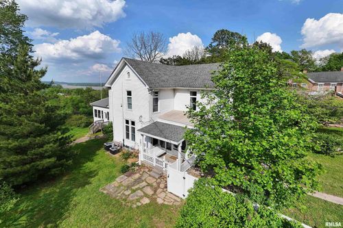 213 E Chatham St, Golconda, IL, 62938-1113 | Card Image