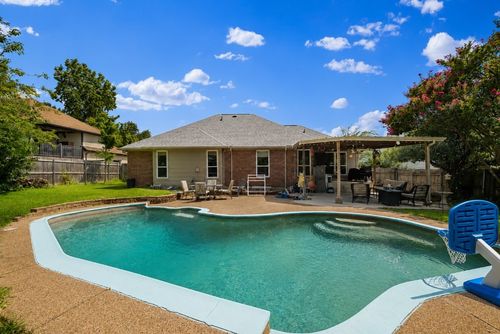 6705 Fair Oaks Dr, North Richland Hills, TX, 76182-7665 | Card Image