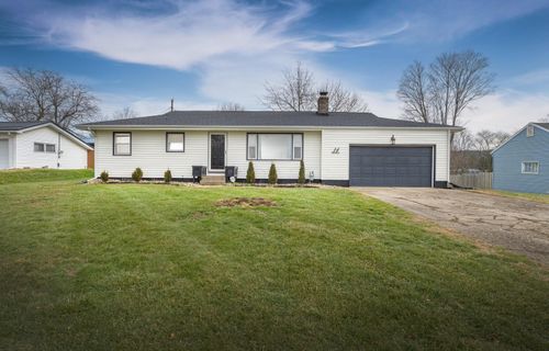 14 Hilltop Dr, Mount Vernon, OH, 43050-1842 | Card Image
