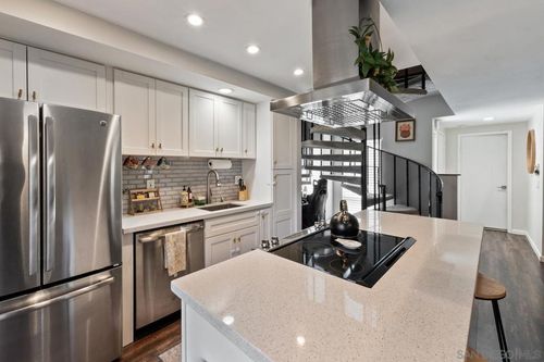 23952 Green Haven Ln, Ramona, CA, 92065-4369 | Card Image