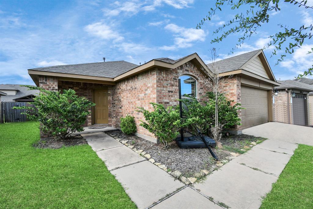 Sonora Brook Ln, Richmond, TX 77407