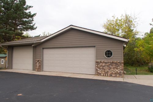 10 Falls Ave, Carlton, MN, 55718-9737 | Card Image