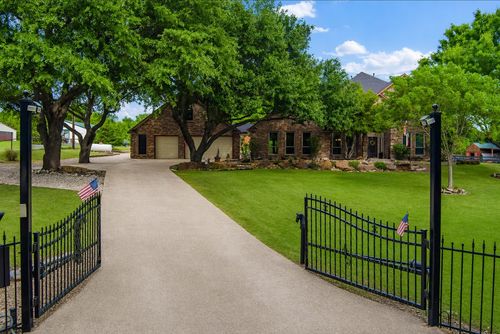 1820 Winningkoff Rd, Lucas, TX, 75002-8506 | Card Image