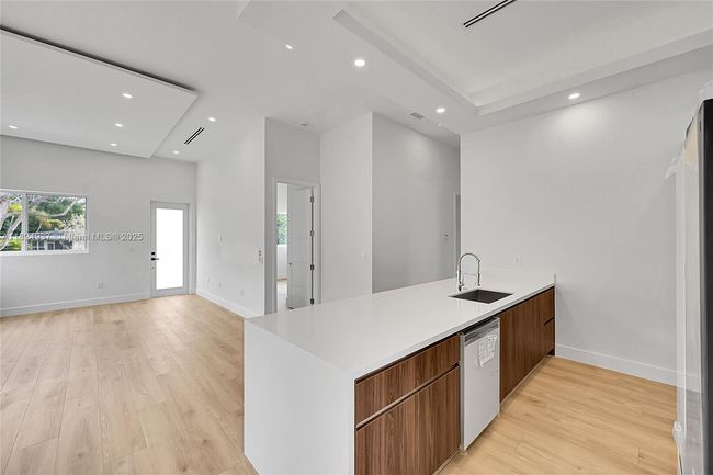 1 - 2931 Sw 12 Th Ave, Home with 3 bedrooms, 2 bathrooms and null parking in Fort Lauderdale FL | Image 14