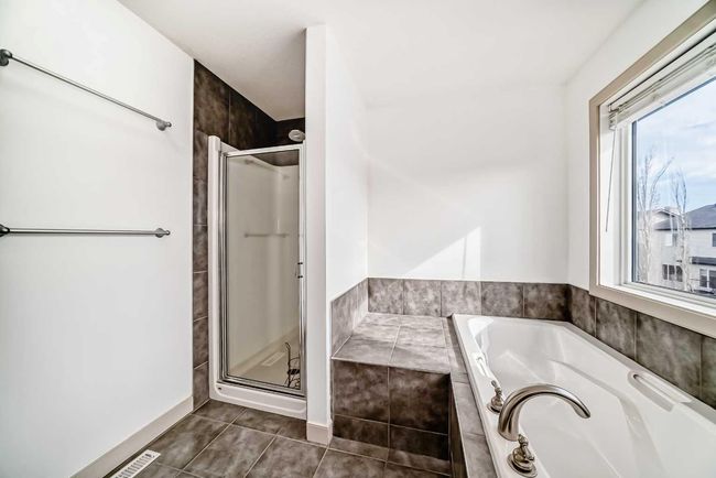 66 Everwoods Link Sw, House other with 3 bedrooms, 4 bathrooms and 4 parking in Calgary AB | Image 22