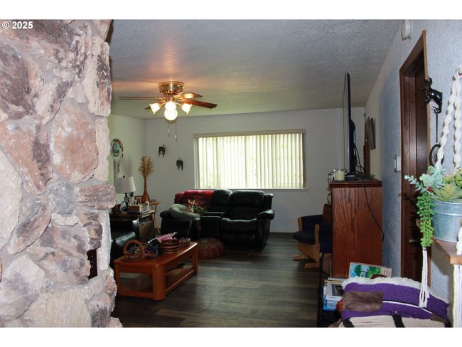 1783 View St, House attached with 3 bedrooms, 2 bathrooms and 2 parking in Myrtle Point OR | Image 16