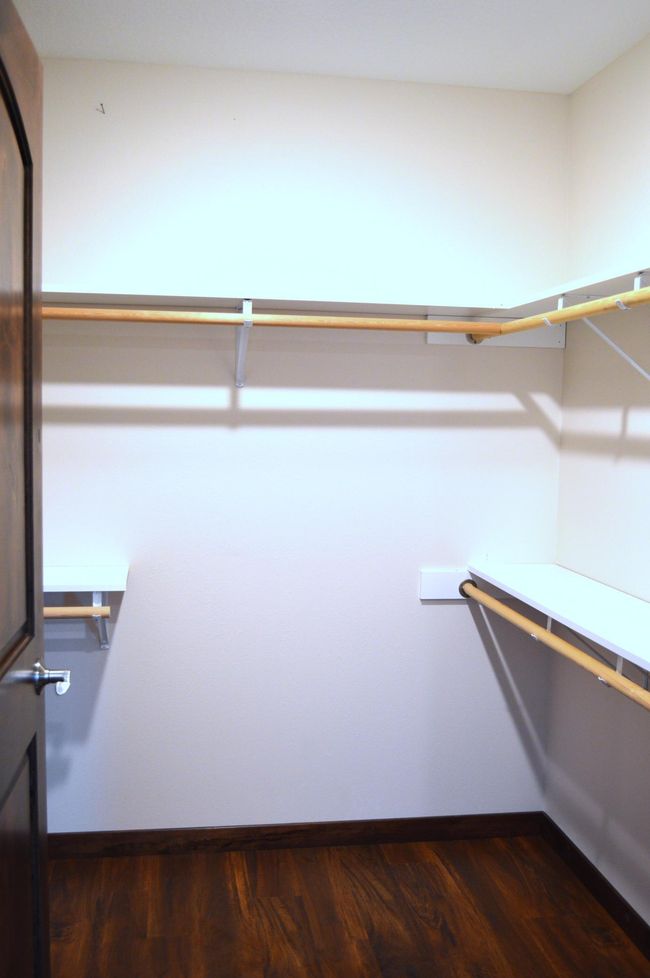 Owner's Walk in Closet | Image 18