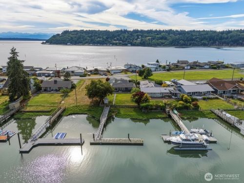 8145 Sandy Hook Ter, Clinton, WA, 98236-8922 | Card Image