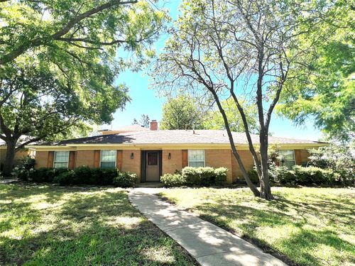 1614 Andy Dr, Sherman, TX, 75092-2204 | Card Image