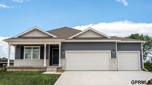 20456 Westridge Dr, Gretna, NE, 68028-8154 | Card Image