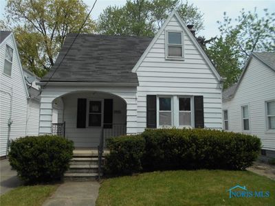 1916 Barrows Street, House other with 3 bedrooms, 1 bathrooms and 1 parking in Toledo OH | Image 1